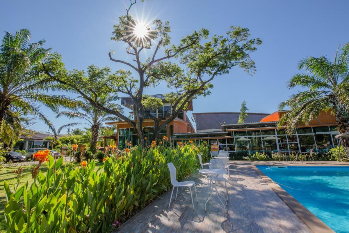 Baan Suan Khun Ta and Golf Resort - Hizvo