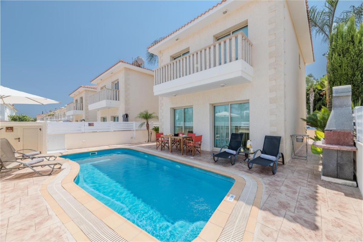 Villa Irina - Housity