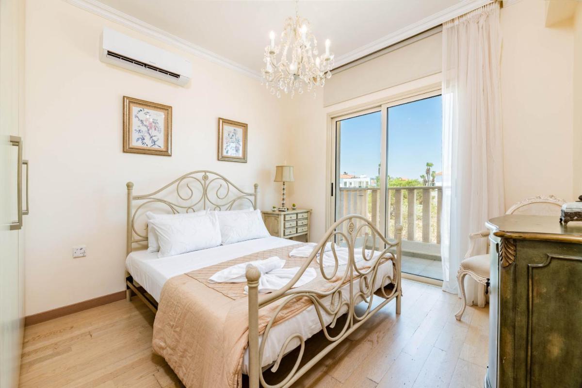 Villa Irina - Housity