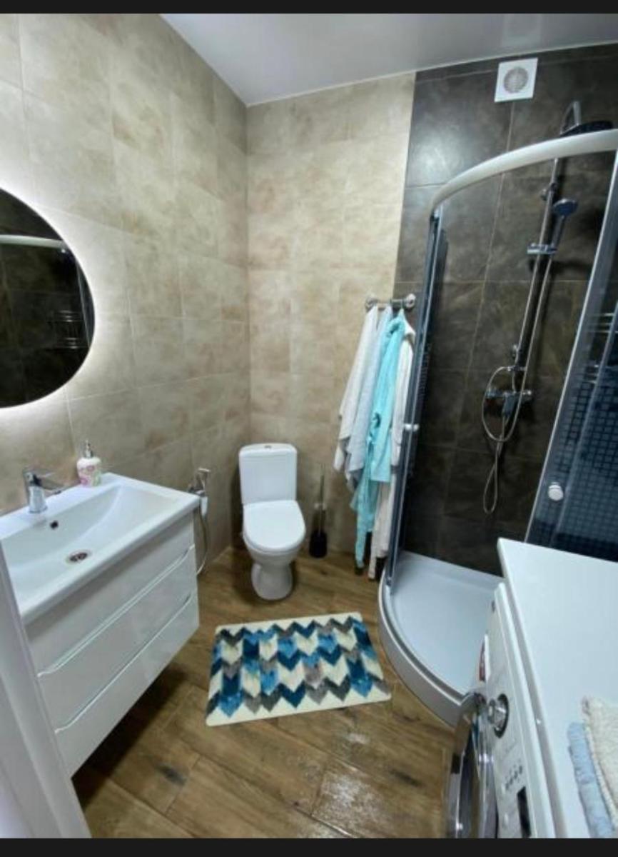 Роксолани 16 Апартаменти - Housity