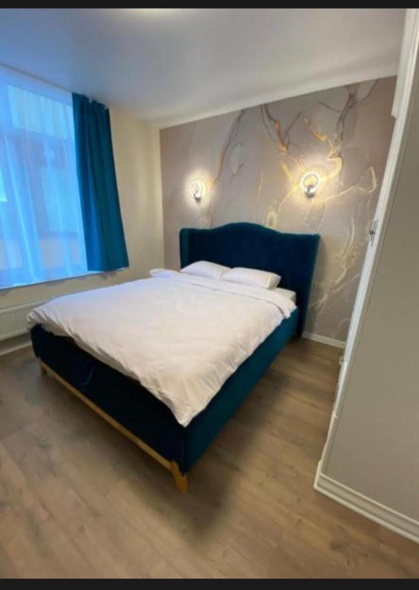 Роксолани 16 Апартаменти - Housity
