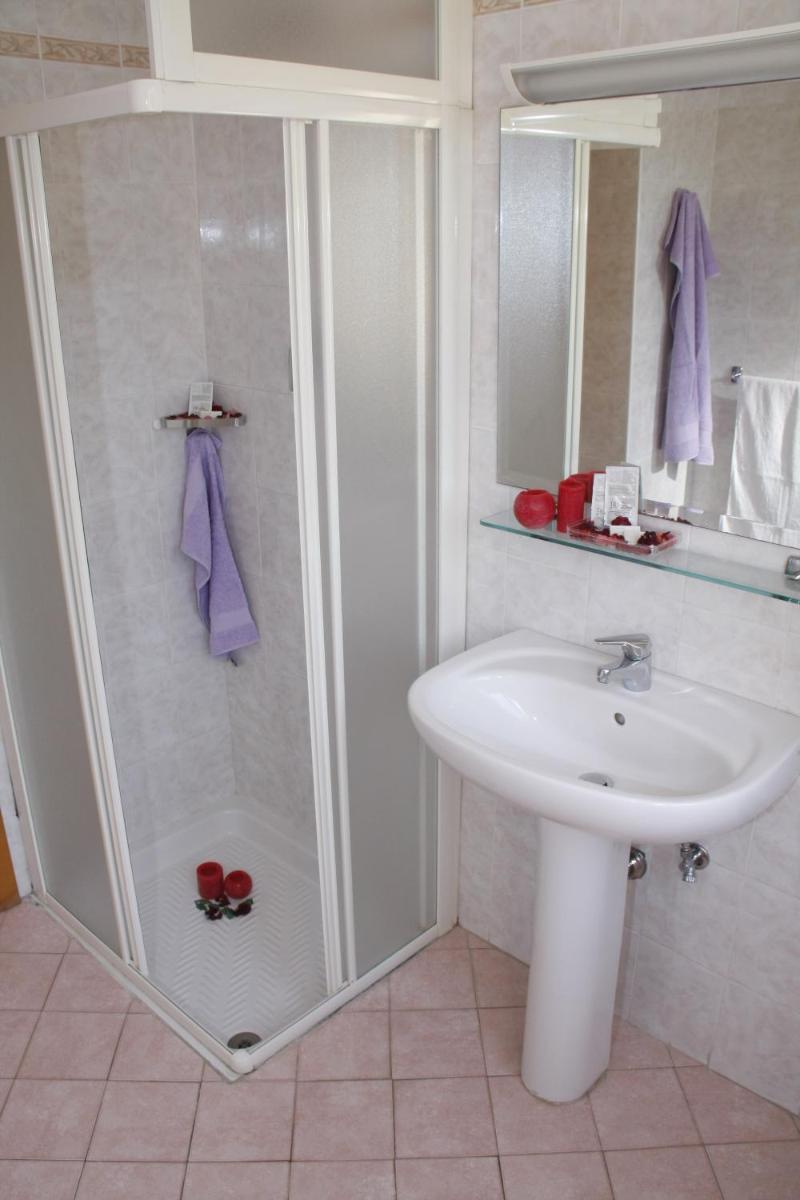 Hotel Calipso - Housity