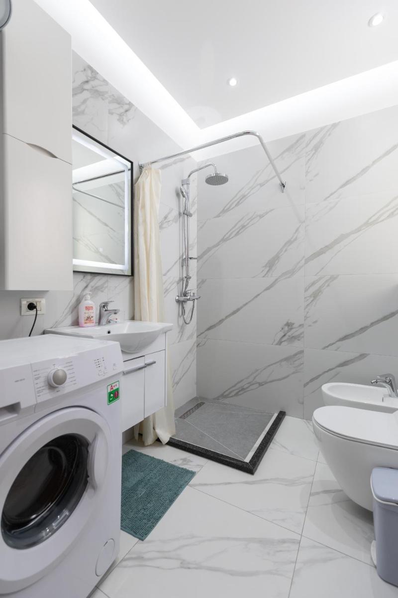 Vila Emi Apartment's - Hizvo
