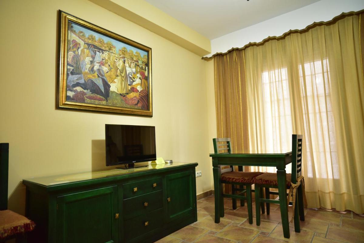 Apartamentos Boutique Doña Maria La Brava - Housity
