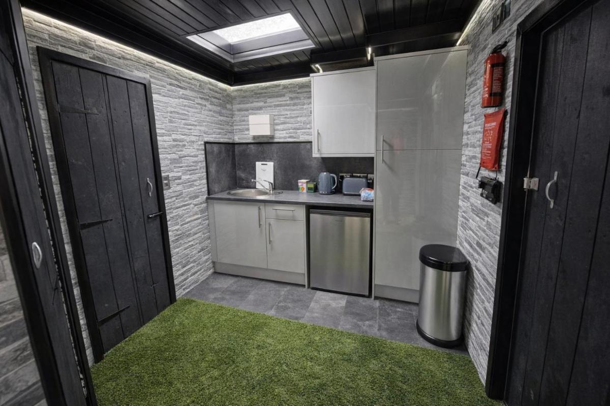 Glamping Domes - Housity