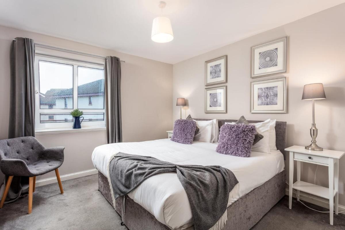 Bay View - Donnini Apartments - Housity
