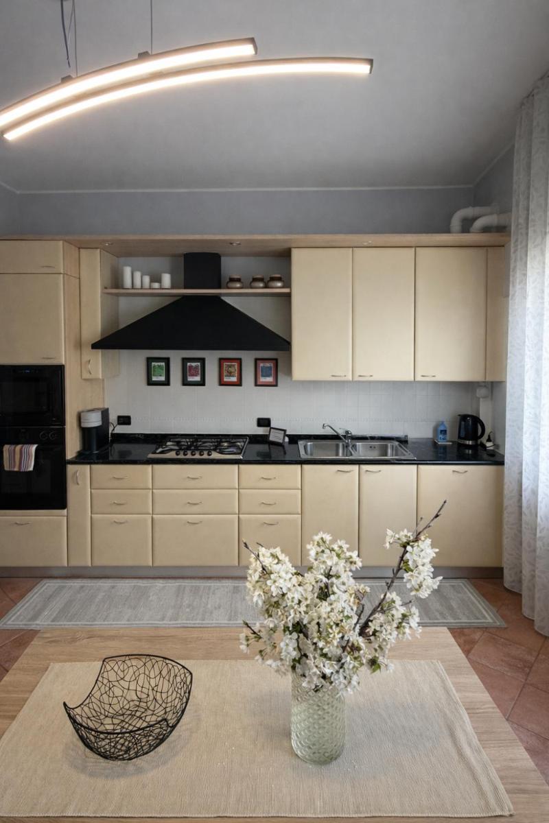 Residenza Carlo Alberto - Stylish Art & Design Apartment in Treviso - Housity