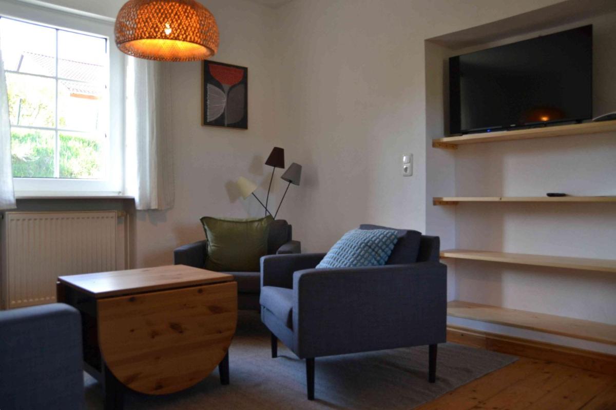 Ferienhaus am Glan, mit Boot und Ufer - Housity
