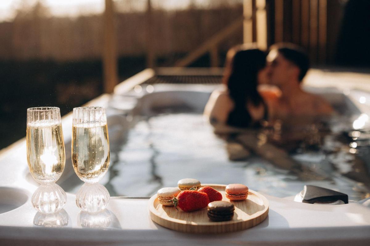 L Atypique Cabane insolite avec spa et sauna privatifs - Housity