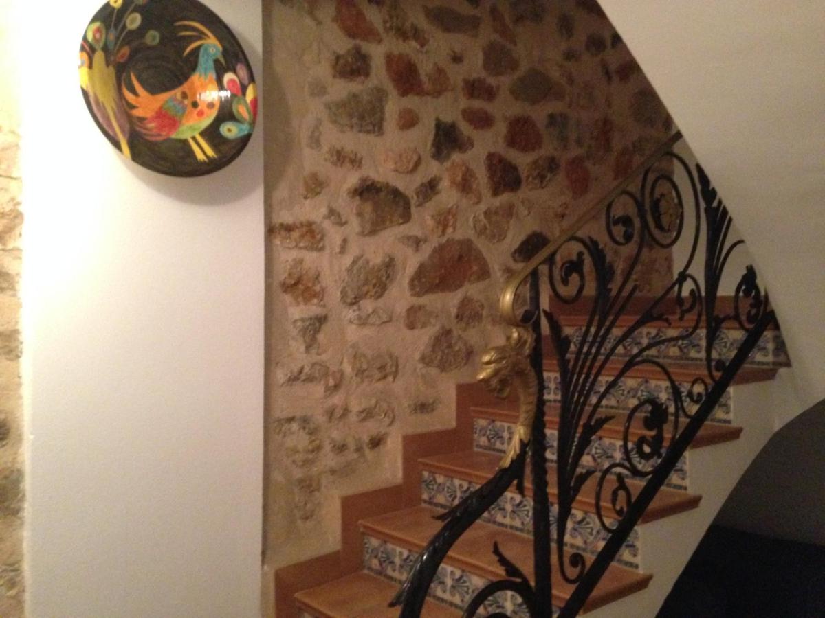 Hostal Aranda - Housity