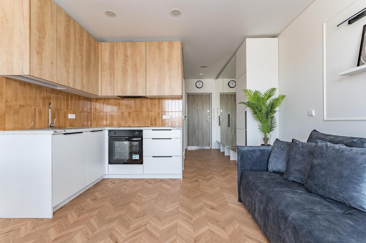 Lazdynėliai Apartment Fast Wi-Fi Cozy for Two - Housity