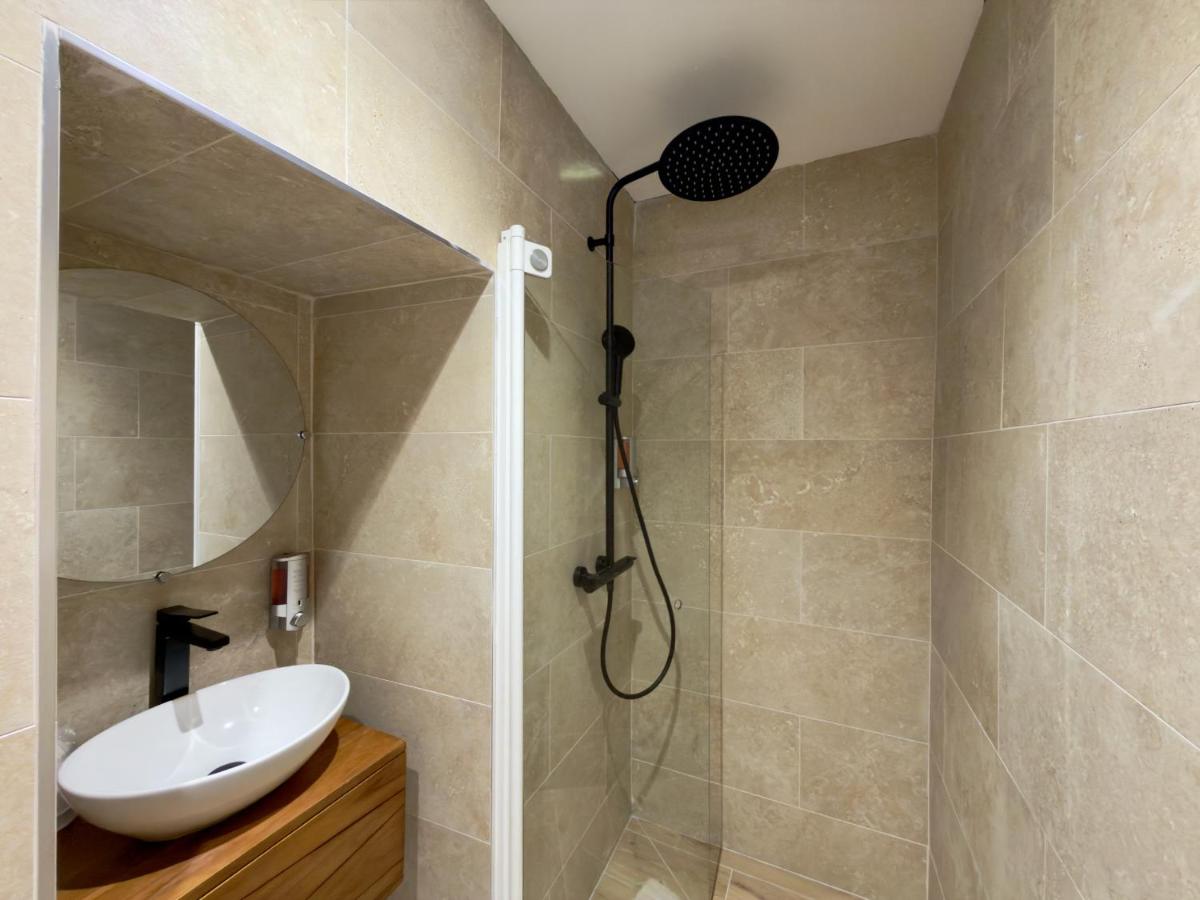 Salle de bains dans l'établissement Hôtel Casa Rossa & Spa