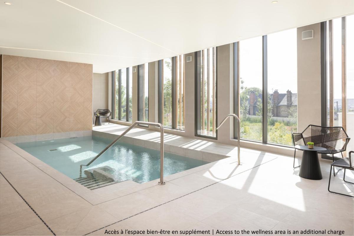 Piscine de l'établissement Hyatt Place Rouen ou située à proximité