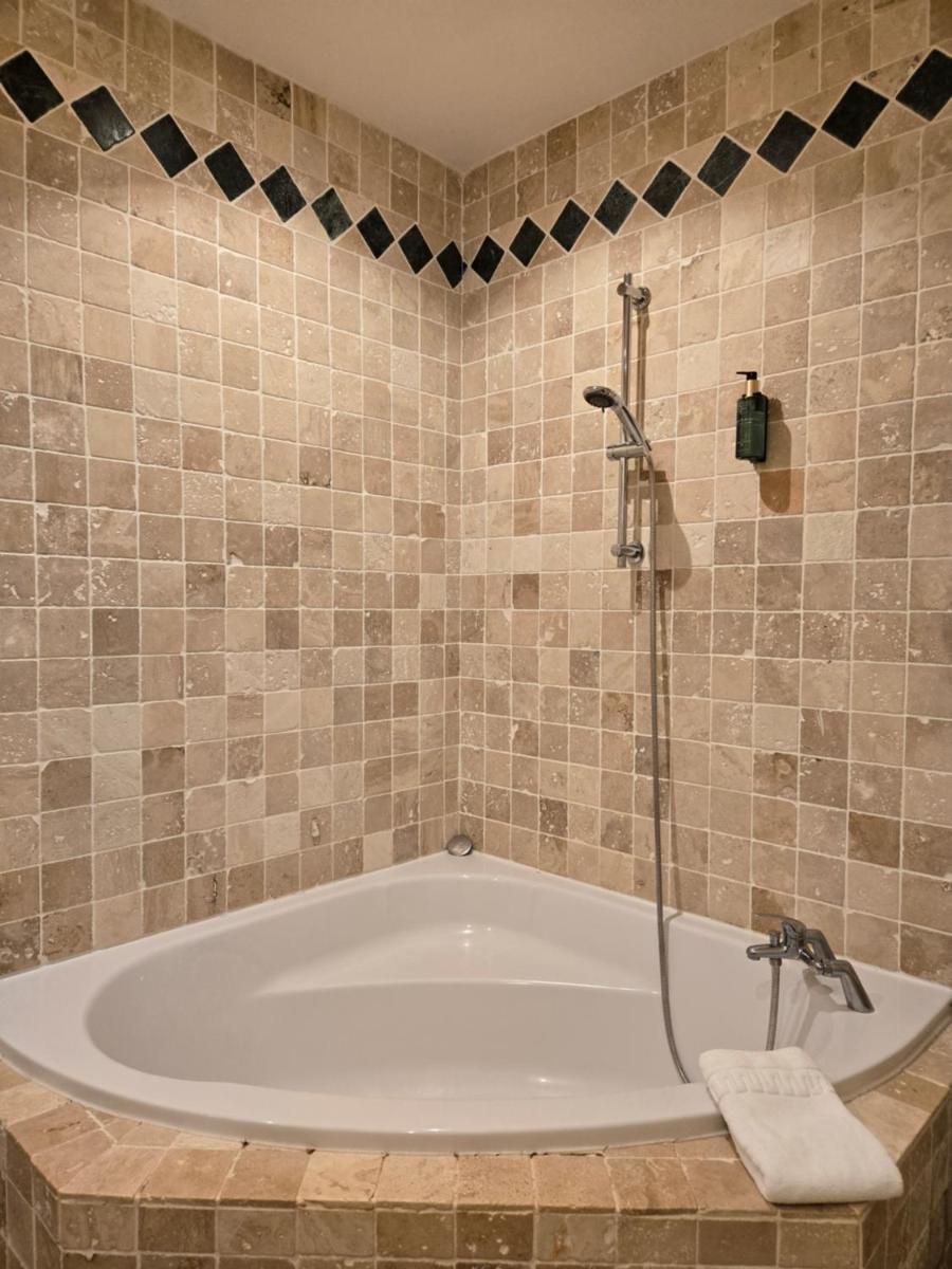 Salle de bains dans l'établissement CÉRÈS - Boutique-Hôtel & Spa