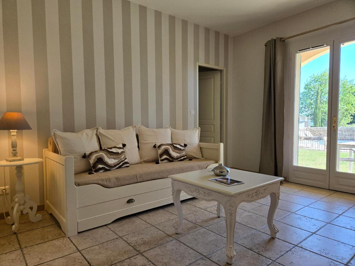 Coin salon dans l'établissement CÉRÈS - Boutique-Hôtel & Spa