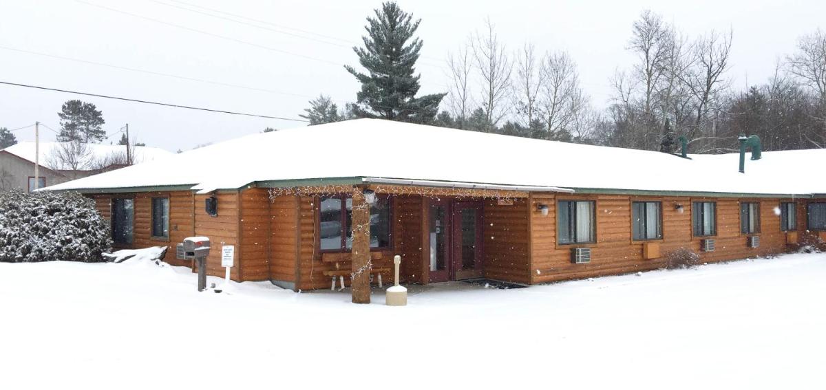 Northwoods Inn & Suites Minocqua - Housity