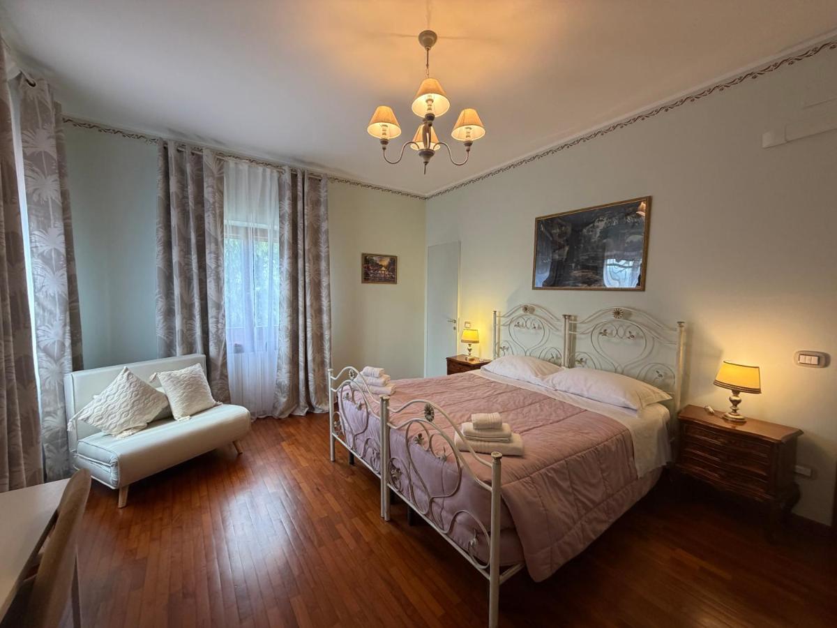 La Coccinella - Housity