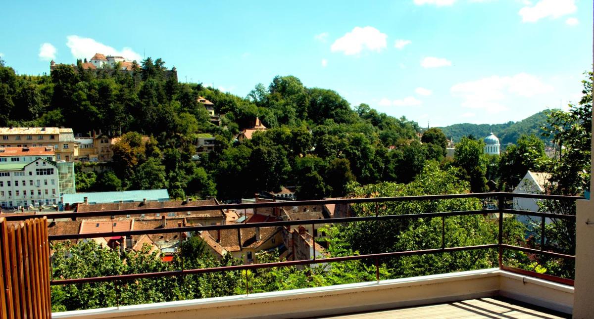 Vila Alba Brasov - Housity