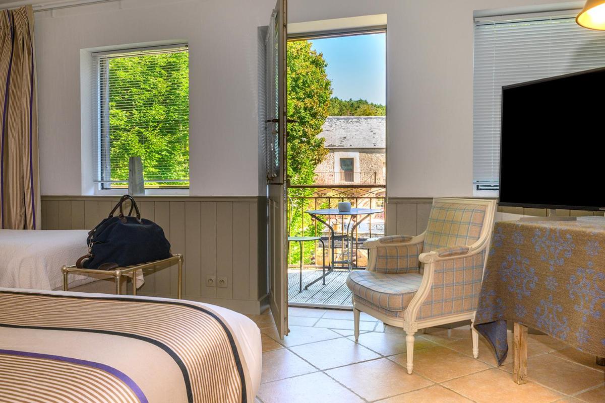 Télévision ou salle de divertissement dans l'établissement Château de Courban and Spa Nuxe