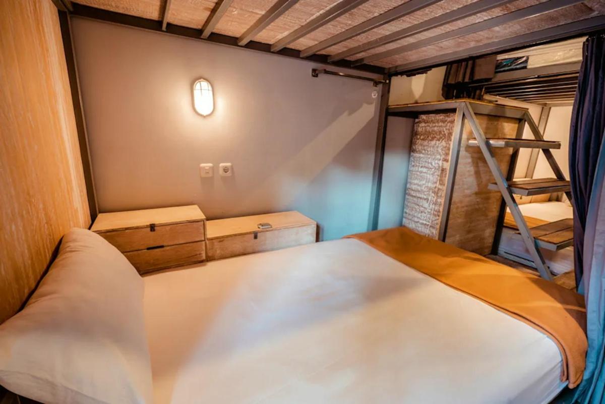 Lushy Hostel Canggu - Housity