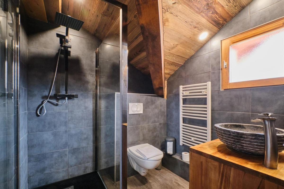 Chalet 1 sur la route du tour - Housity