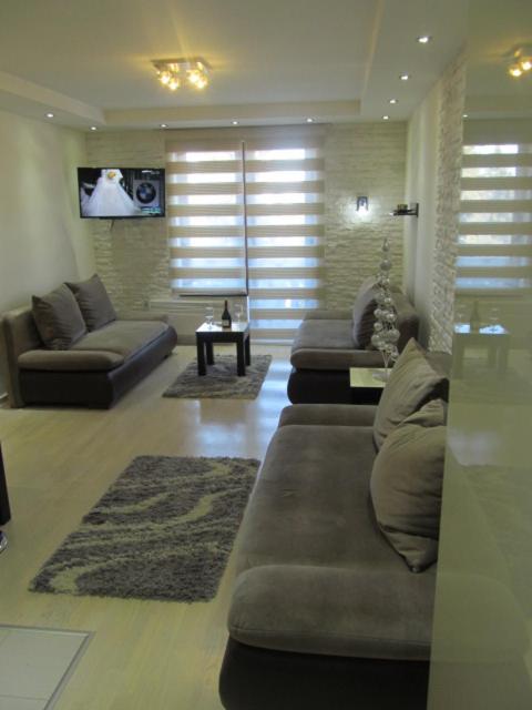 Apartments Vanja i Vrh - Housity
