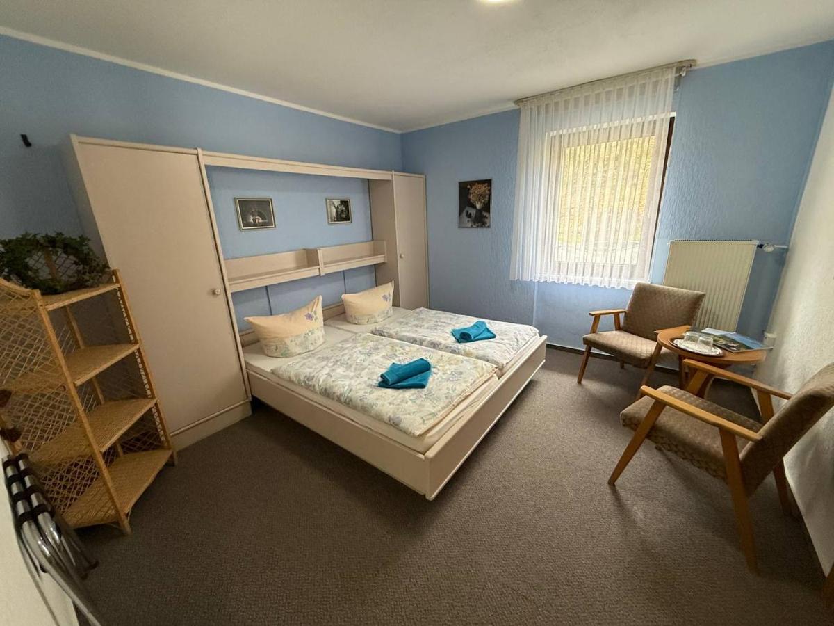 Waldhotel Einstein - Housity