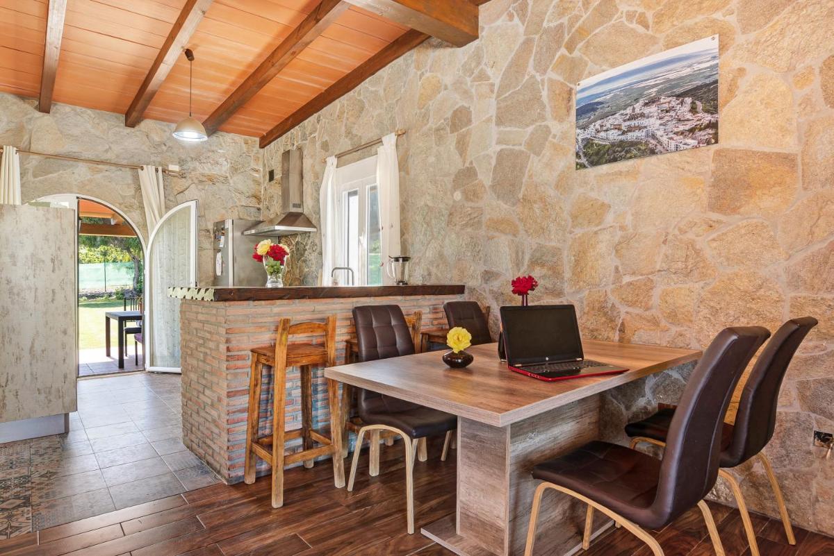 Casa Juan Alba - Hizvo