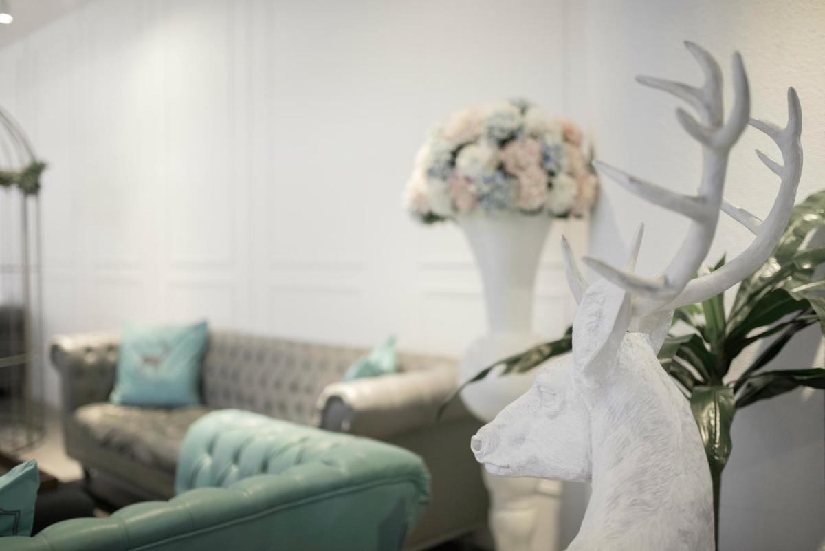 Creator Hotel - Housity
