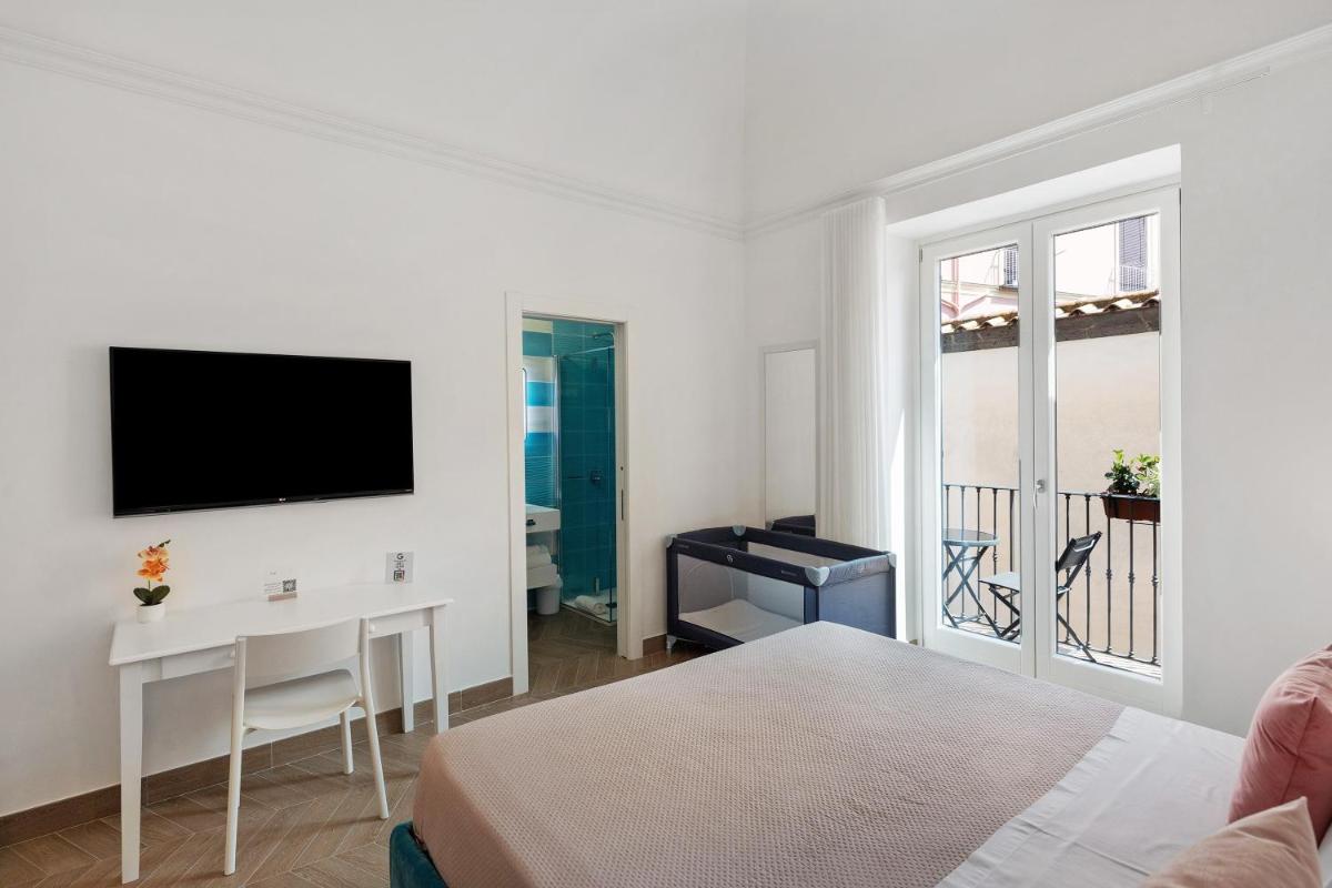 Lubrense Signature Suites - Housity