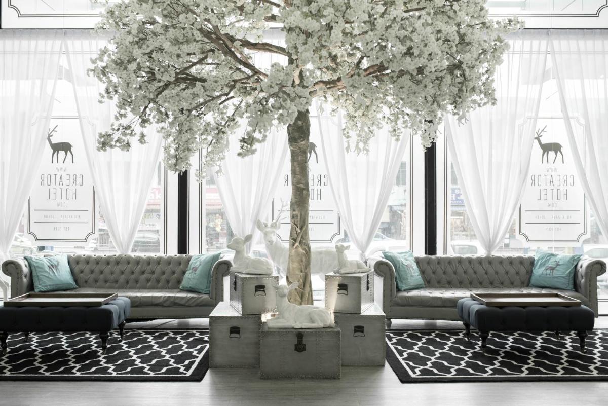 Creator Hotel - Housity