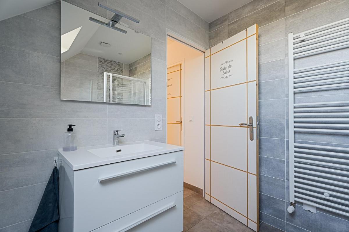 Gite Les Portes De Montafilan - Housity