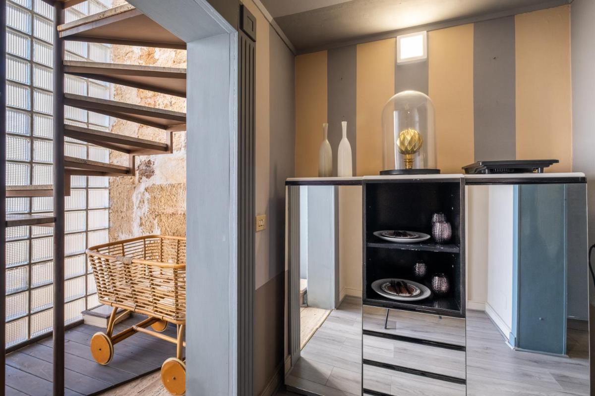 Maison Boutique At - Housity