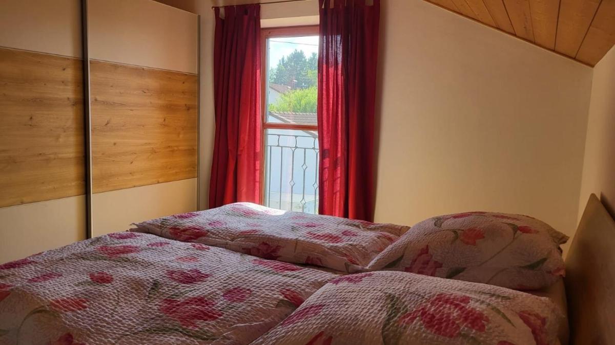 Ferienwohnung Strobl - Housity
