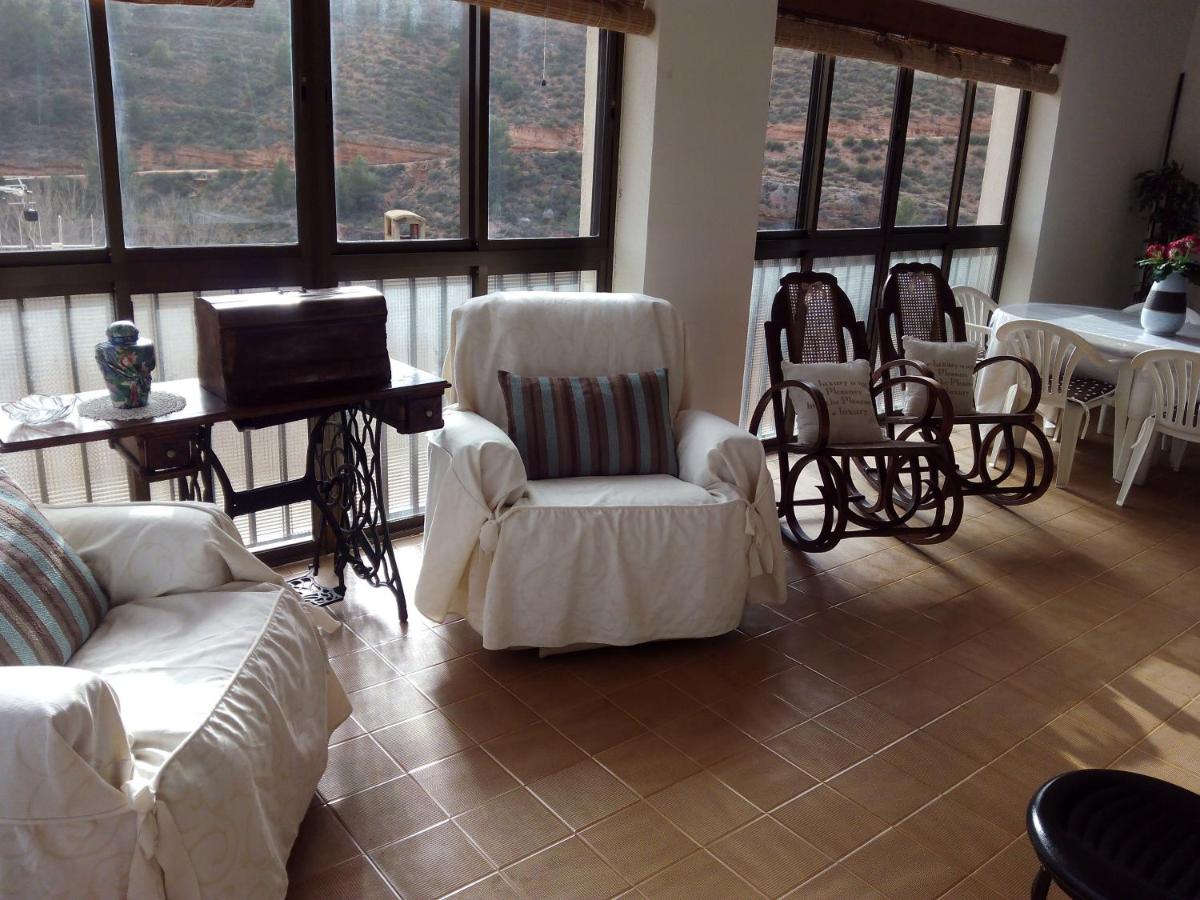 En Romari - Housity