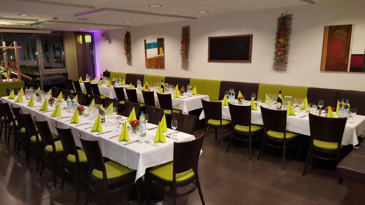 Hotel und Cafe Paso - Housity