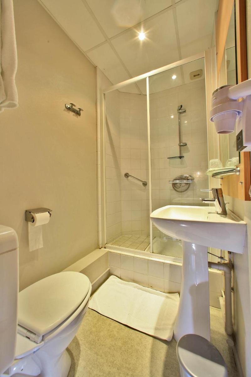Logis Hôtel Le Lion d'Or - Housity