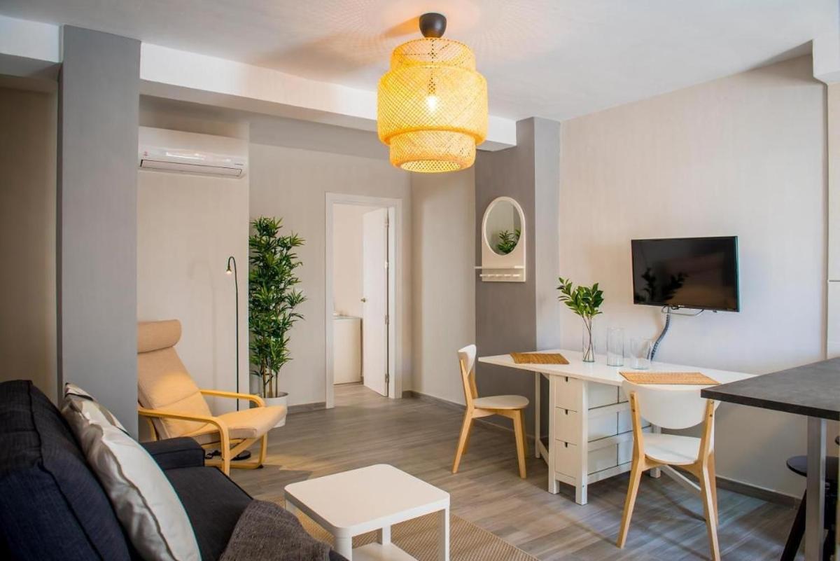 Apartment Dolmen de Viera - Housity