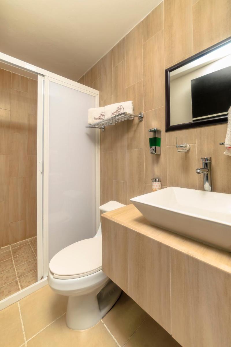 OYO Hotel Boutique Las Campanas - Housity