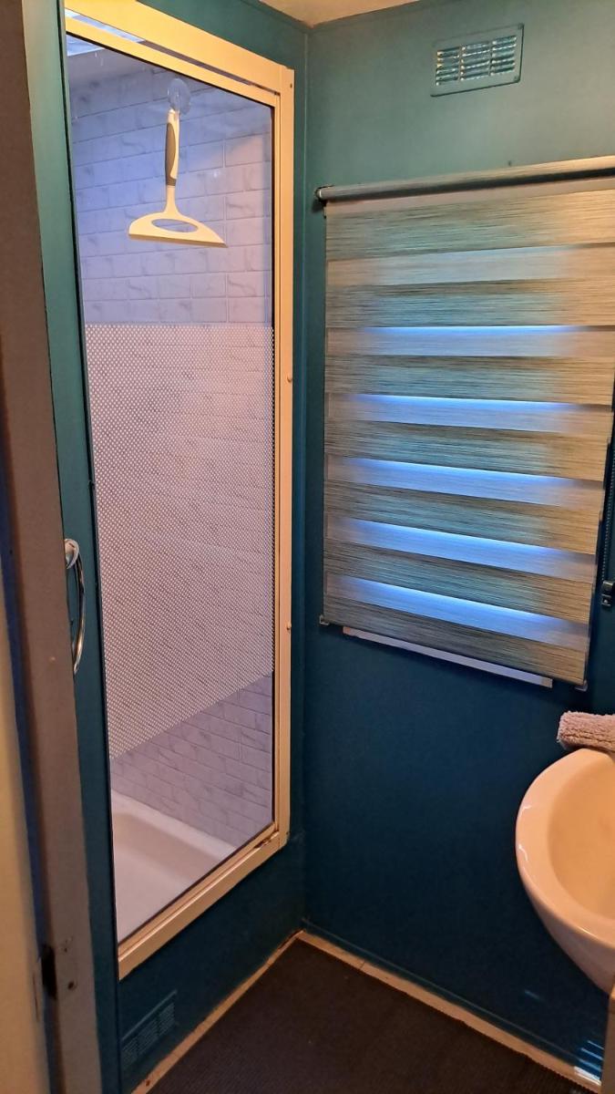 Mobil-home climatisé, calme, arboré - Housity