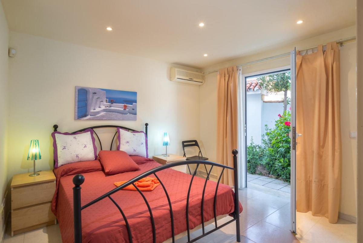 Villa at the Beach - Housity