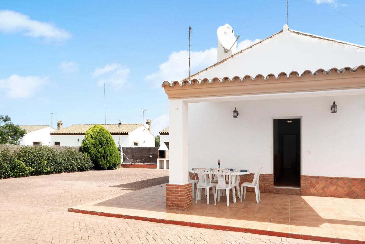 Villa Perez Zara Carmelo - Housity