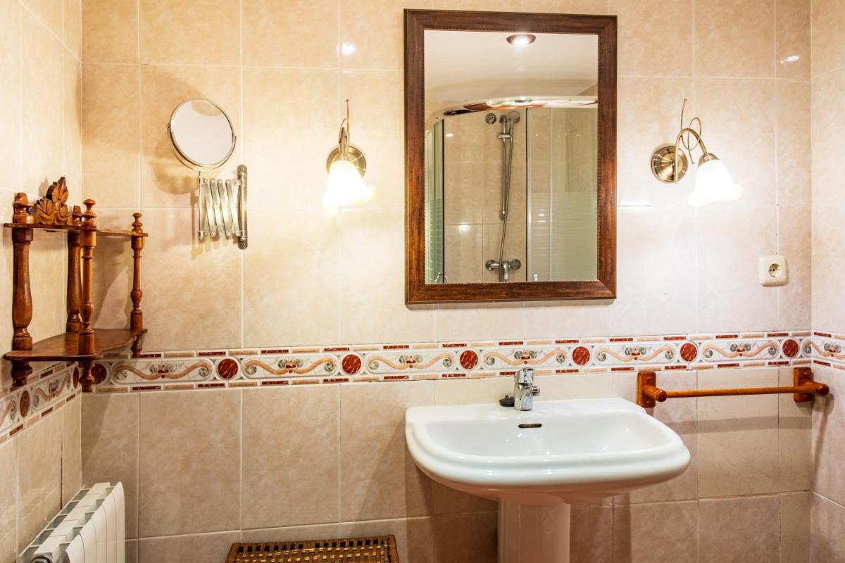 Casa Rural Villa Calera - Housity