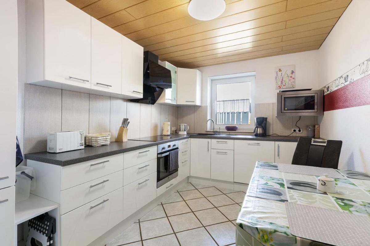 Traumferienwohnung R O B I N S O N - Housity