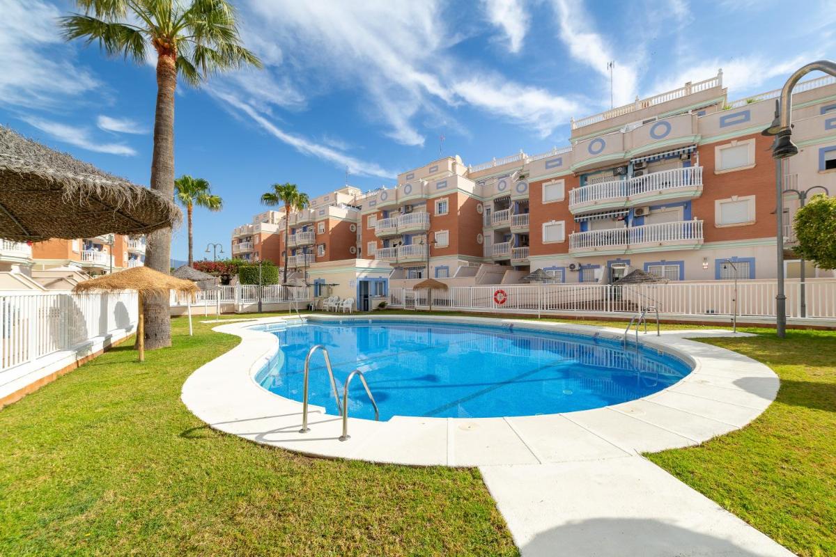 Apartamento Esbamar Vi - Housity