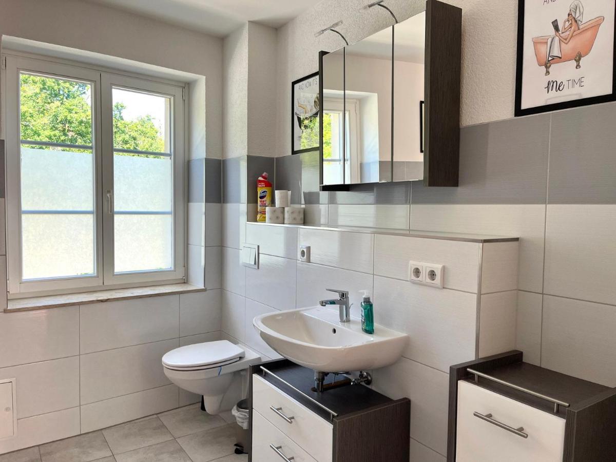 Frisch freche 3 R Ferienwohnung - Housity