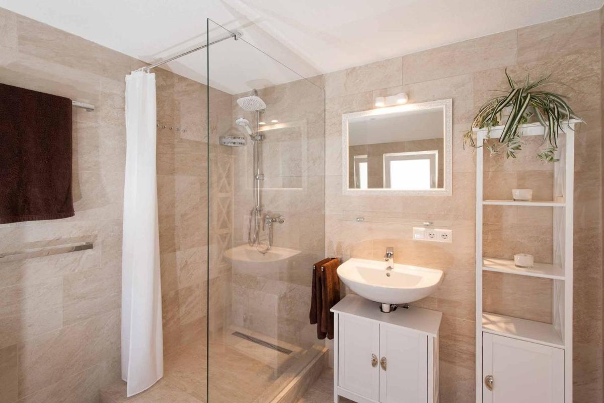 Haus Behr am See - Housity