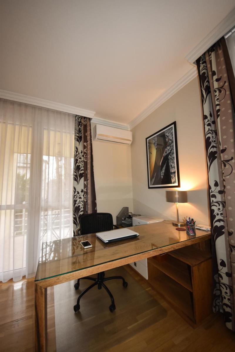 Rosehill Side Apartment - Housity