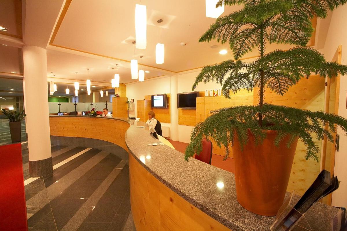 Hotel Brinje - Housity