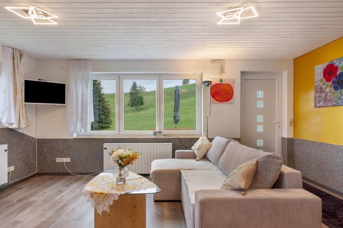 Ferienwohnung im Grünen - Housity